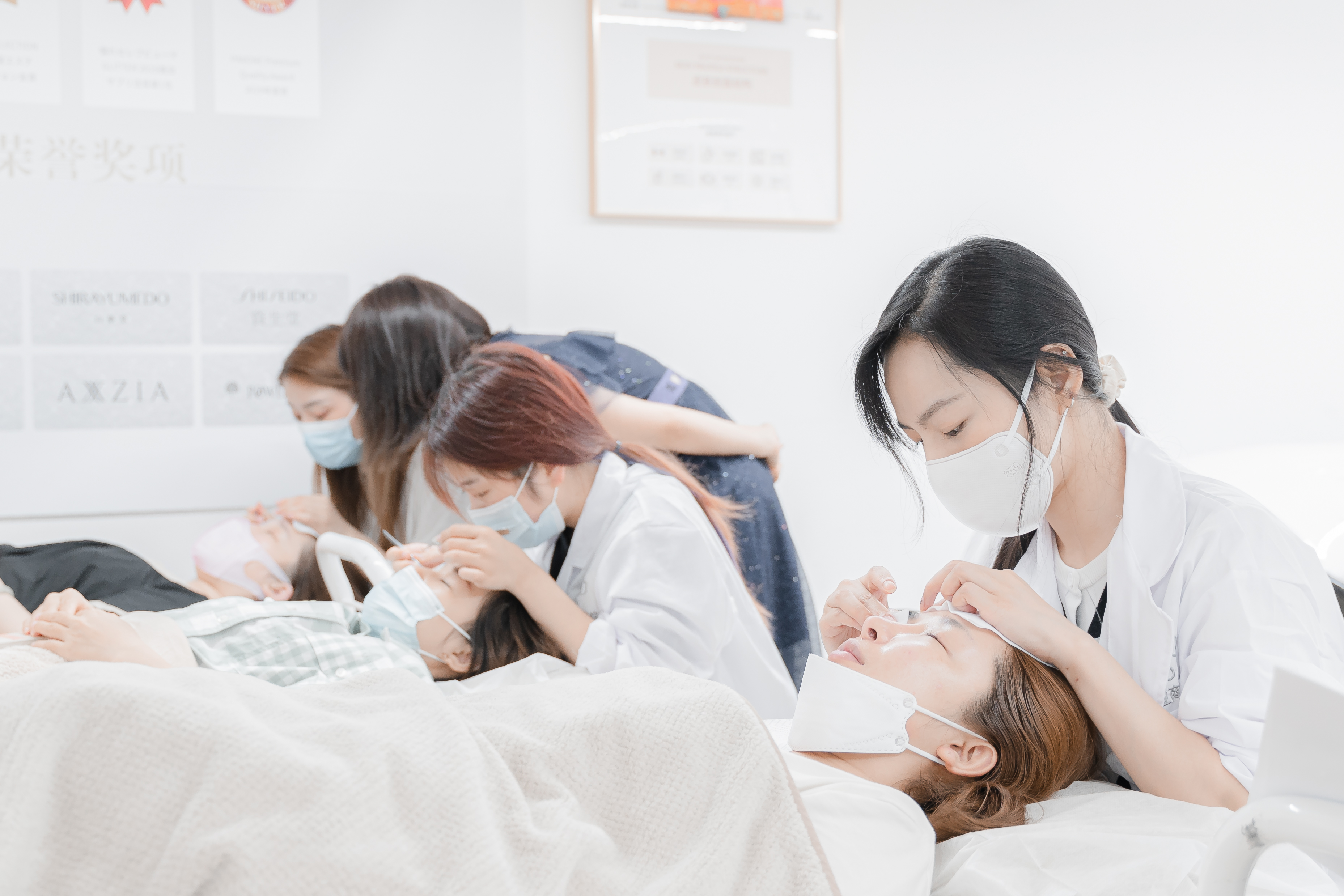 哪个美甲学校好?千万不要贪图小便宜