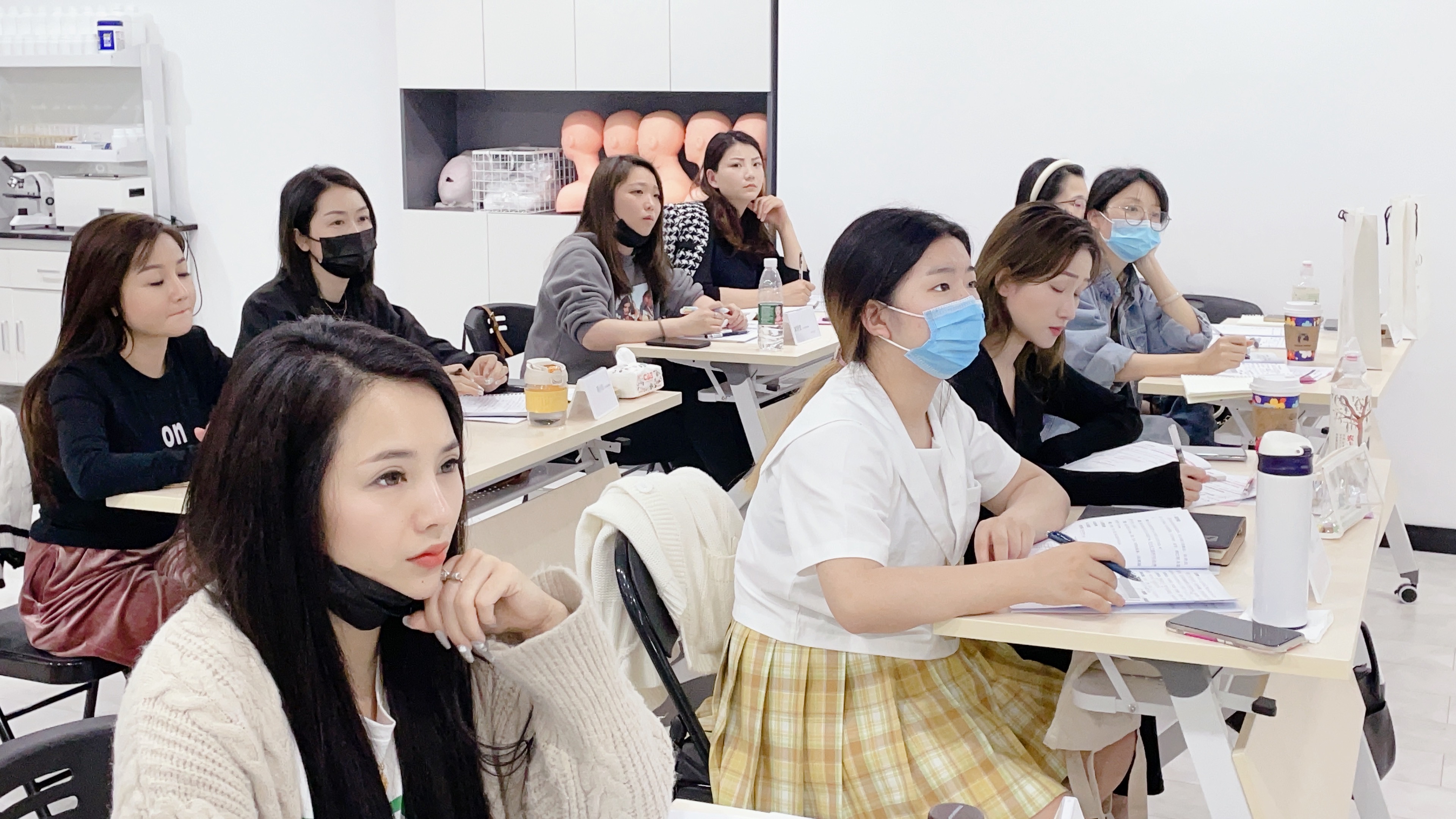 加盟一家美甲店需要多少费用