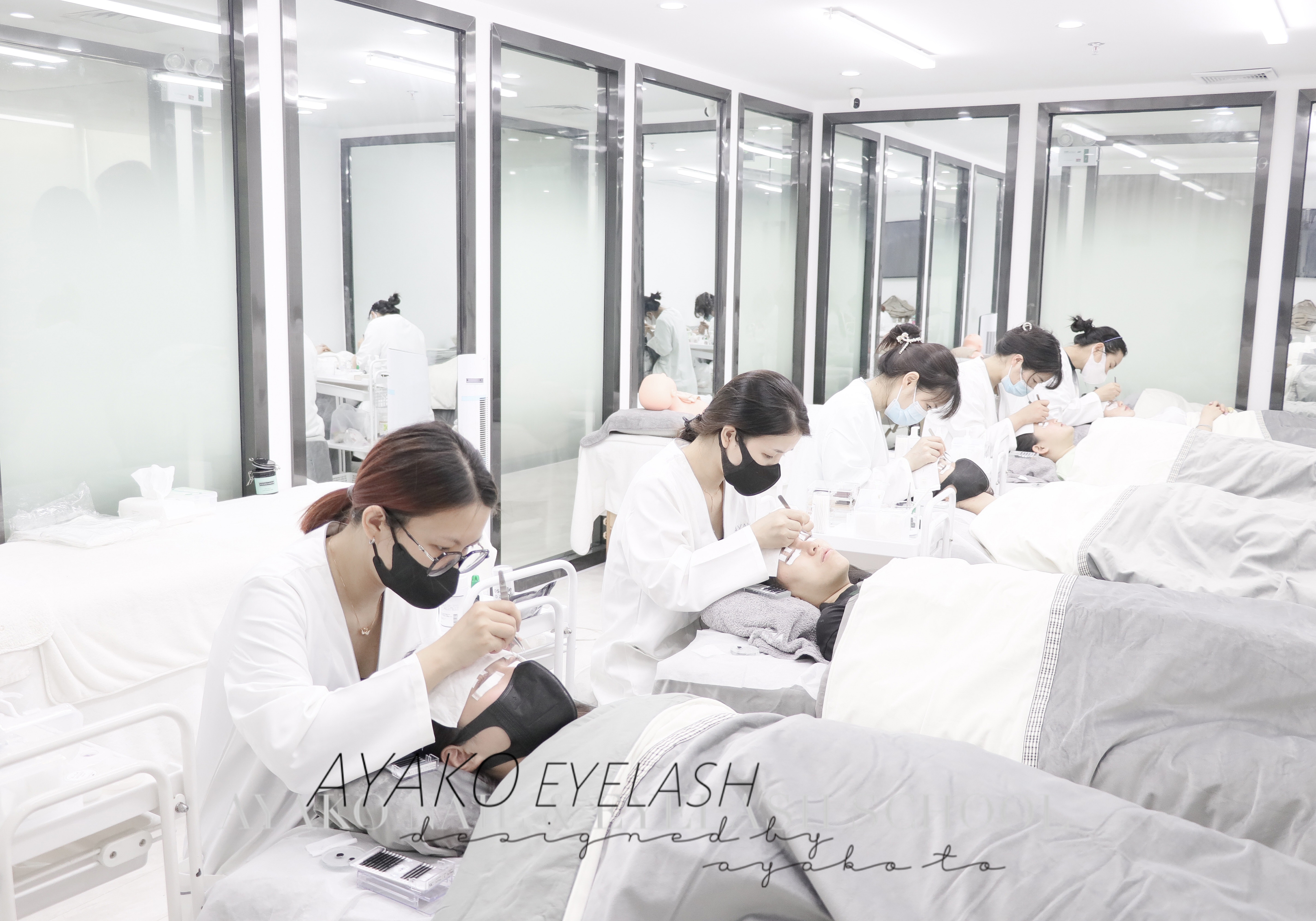 美甲学校哪家比较好？如何选择？